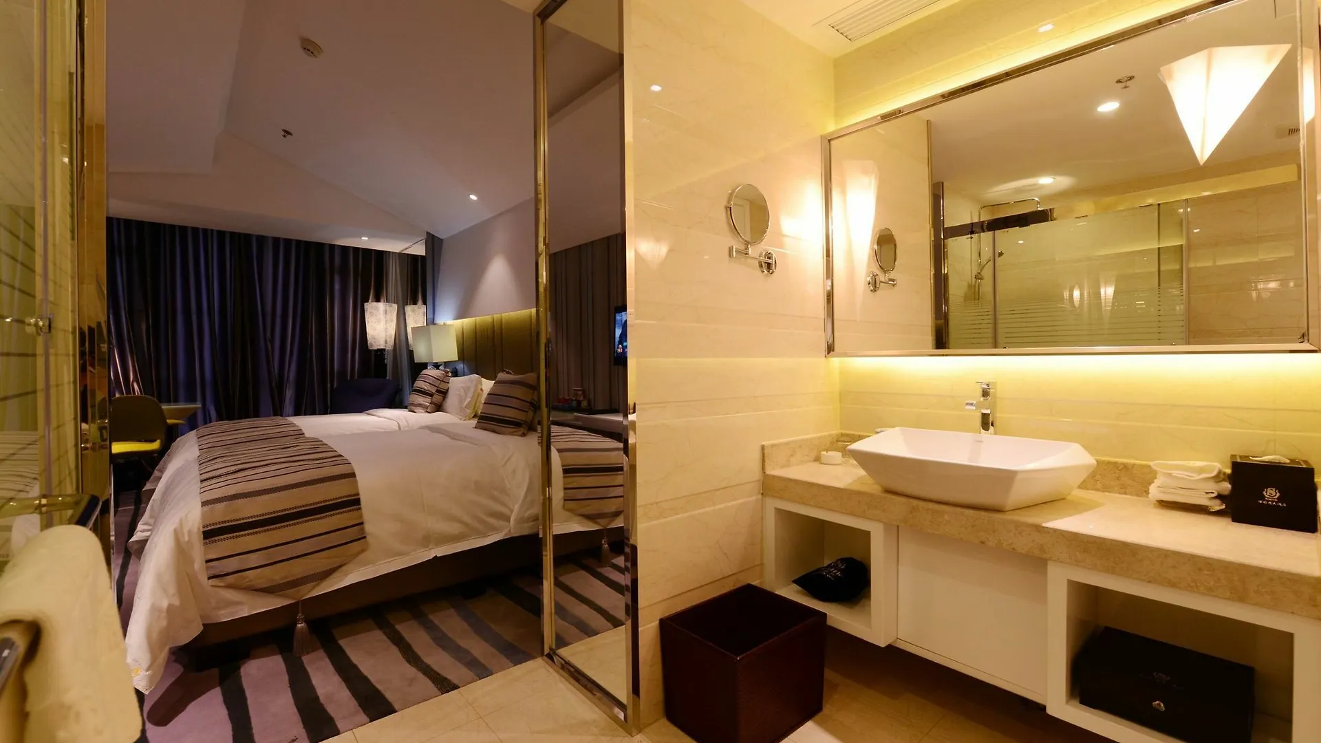 ***  Luoyang Seattle Hotel China